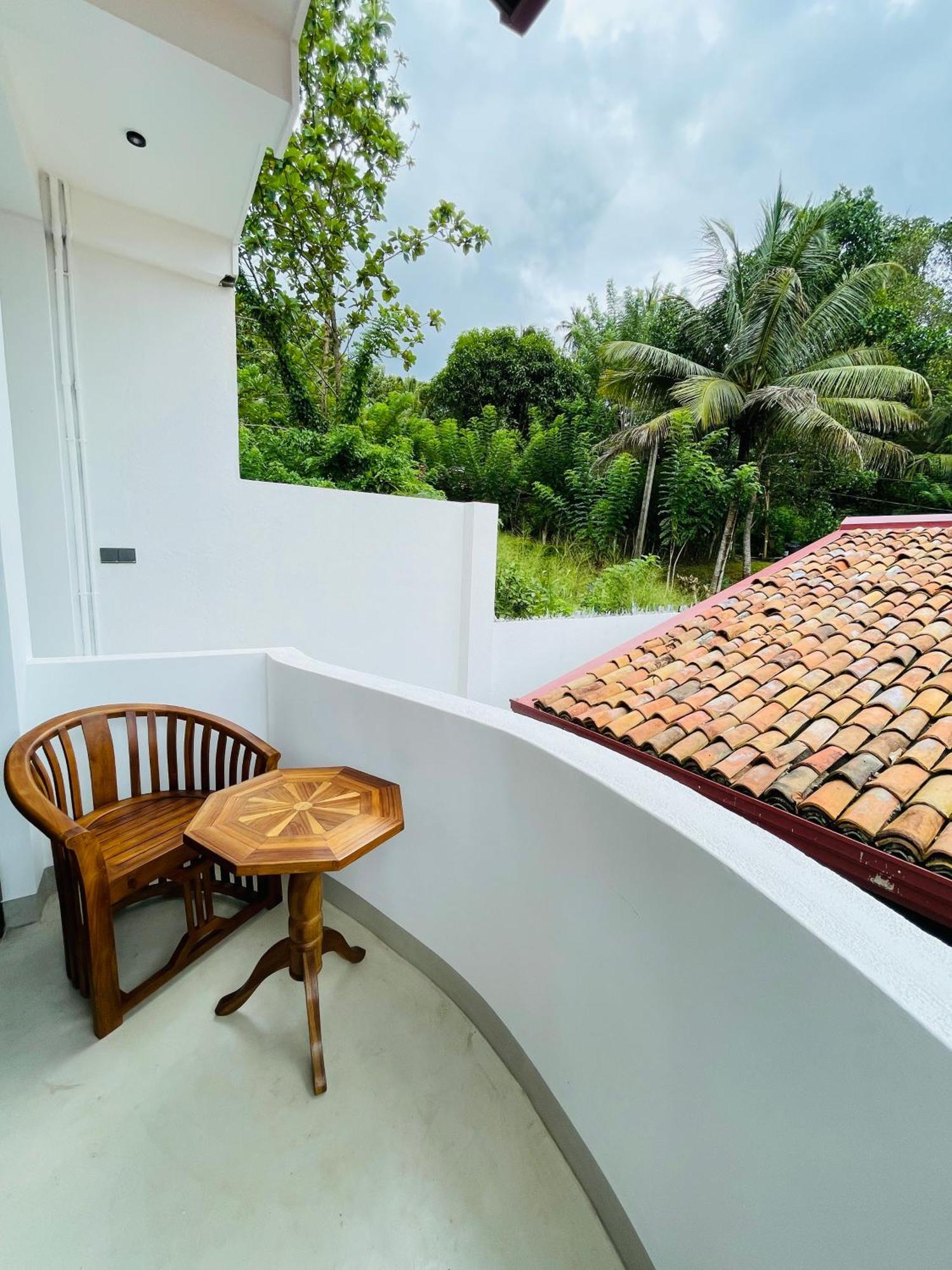 Thara Inn Villa Dikwella Extérieur photo