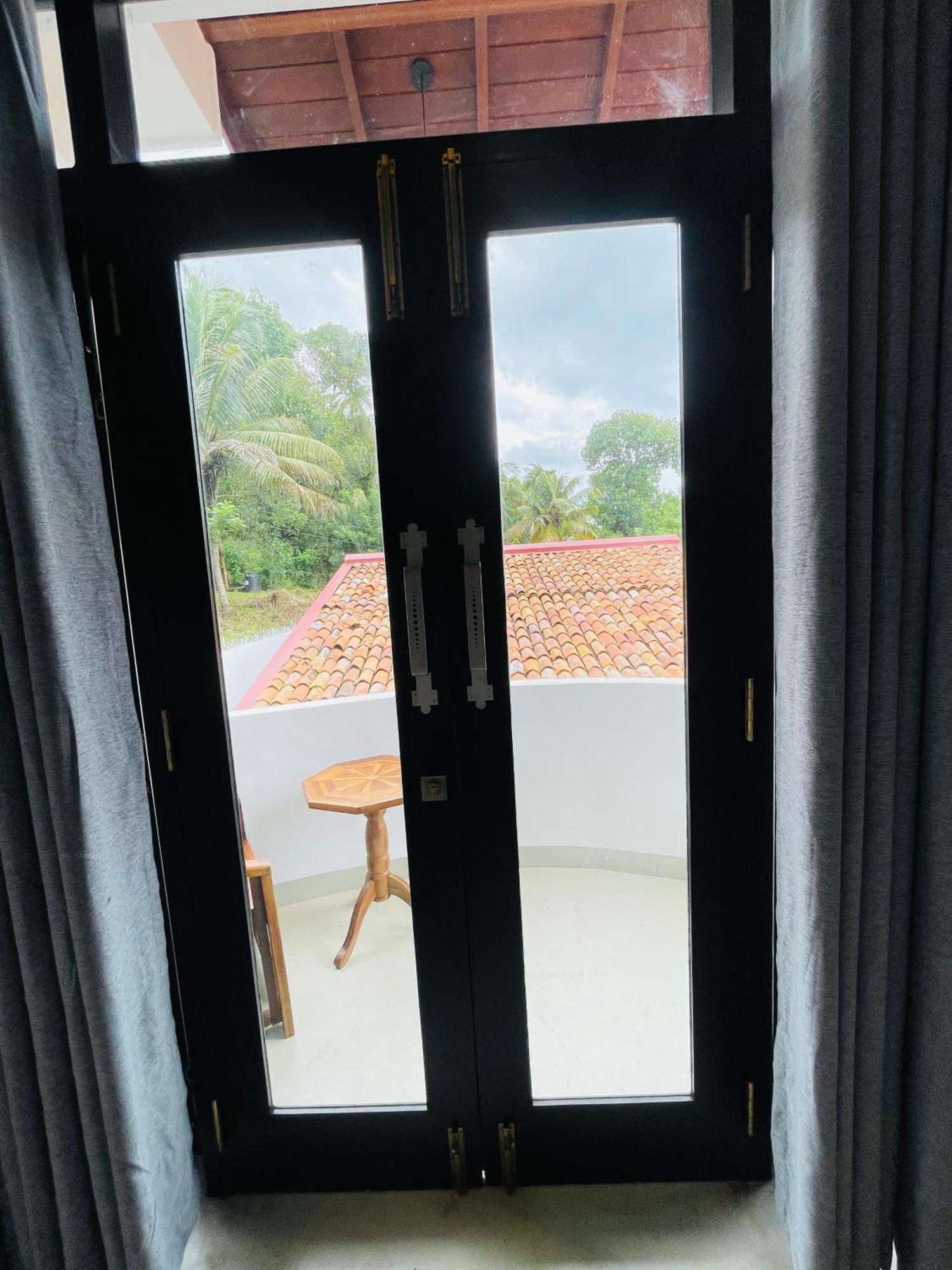 Thara Inn Villa Dikwella Extérieur photo