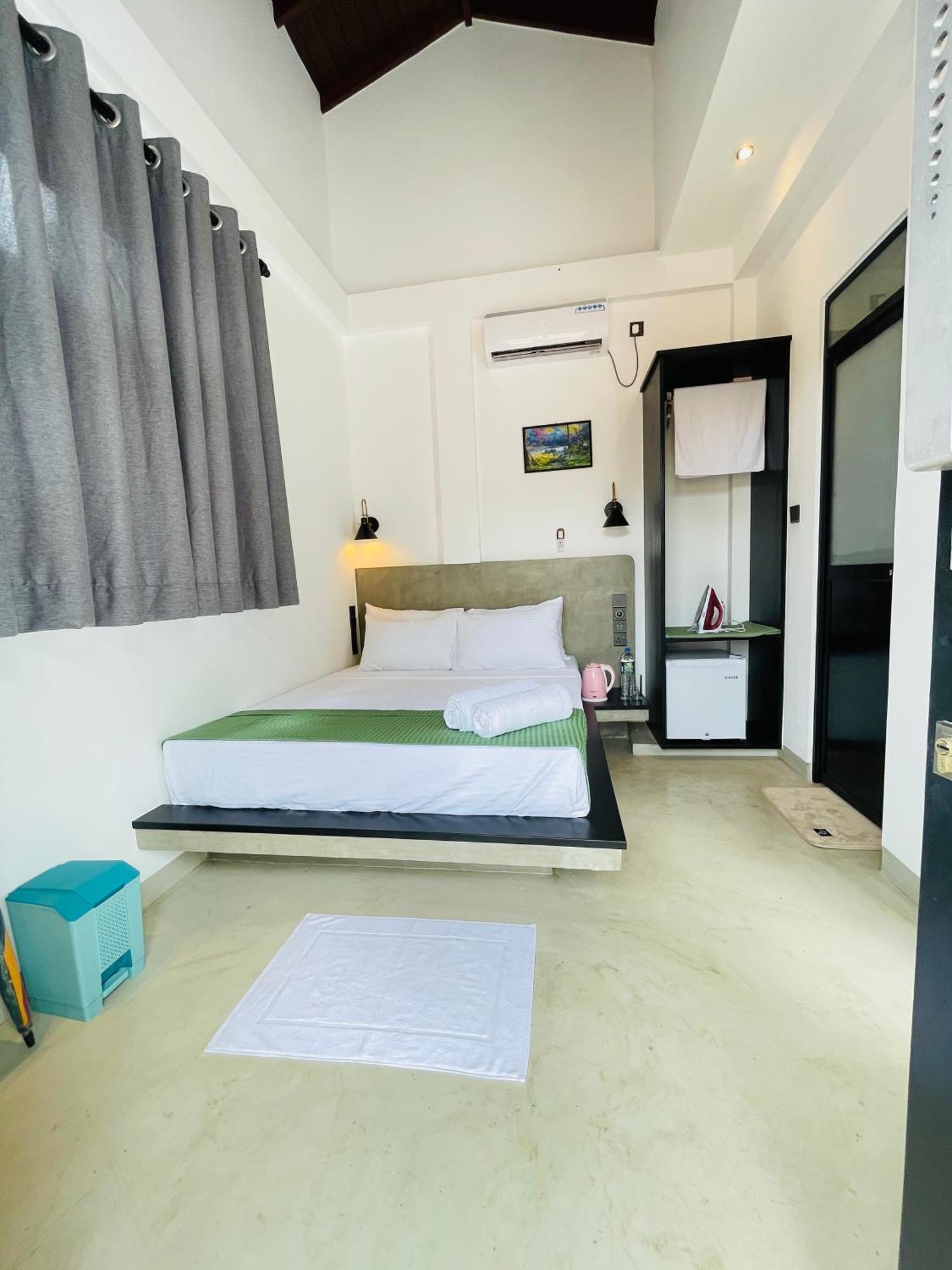 Thara Inn Villa Dikwella Extérieur photo