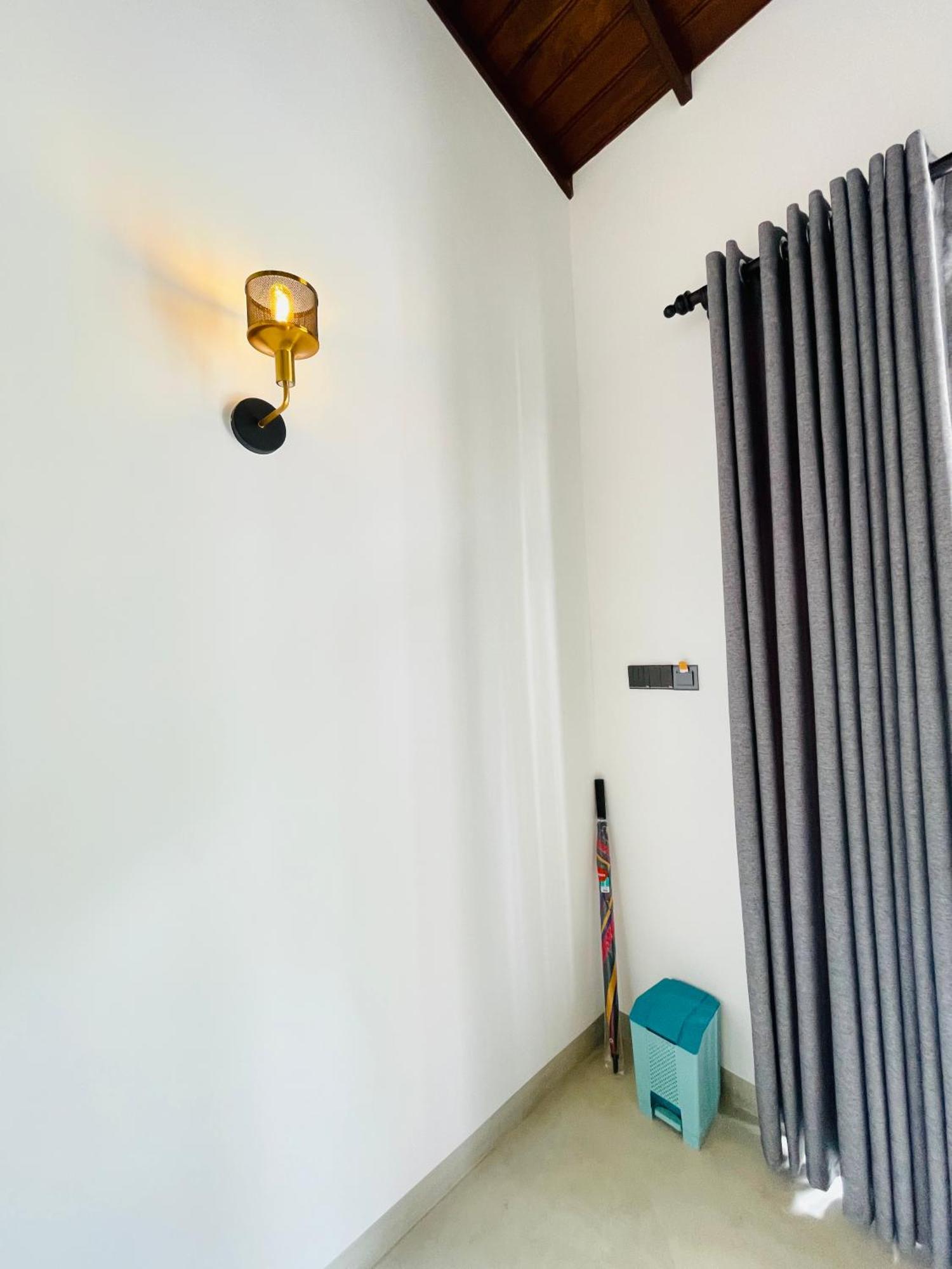 Thara Inn Villa Dikwella Extérieur photo