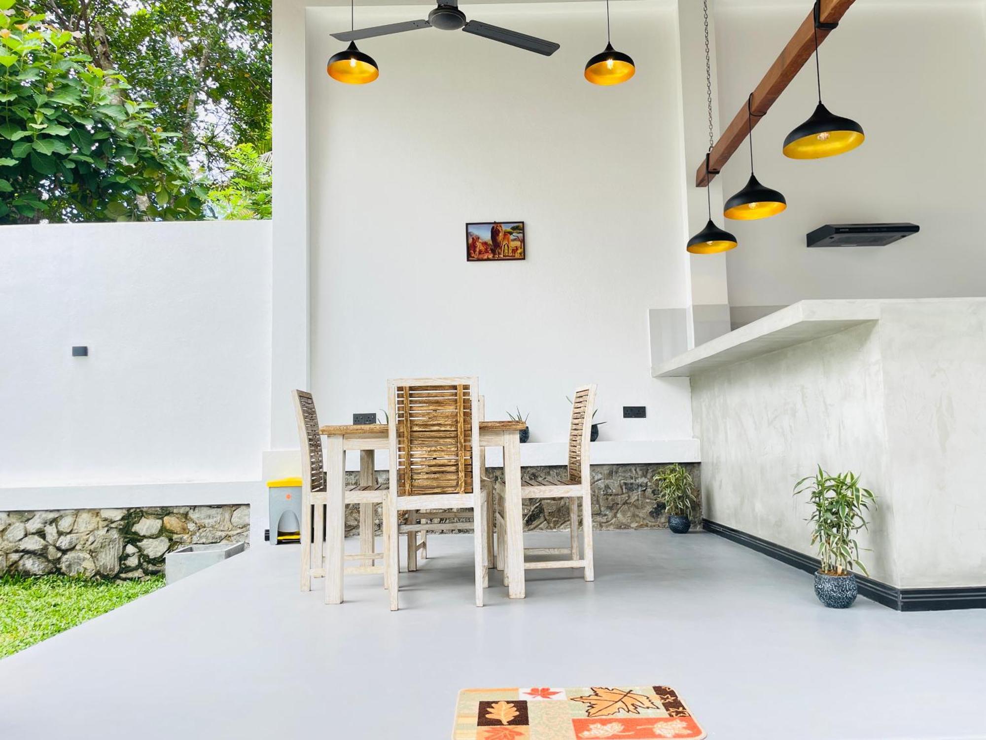 Thara Inn Villa Dikwella Extérieur photo