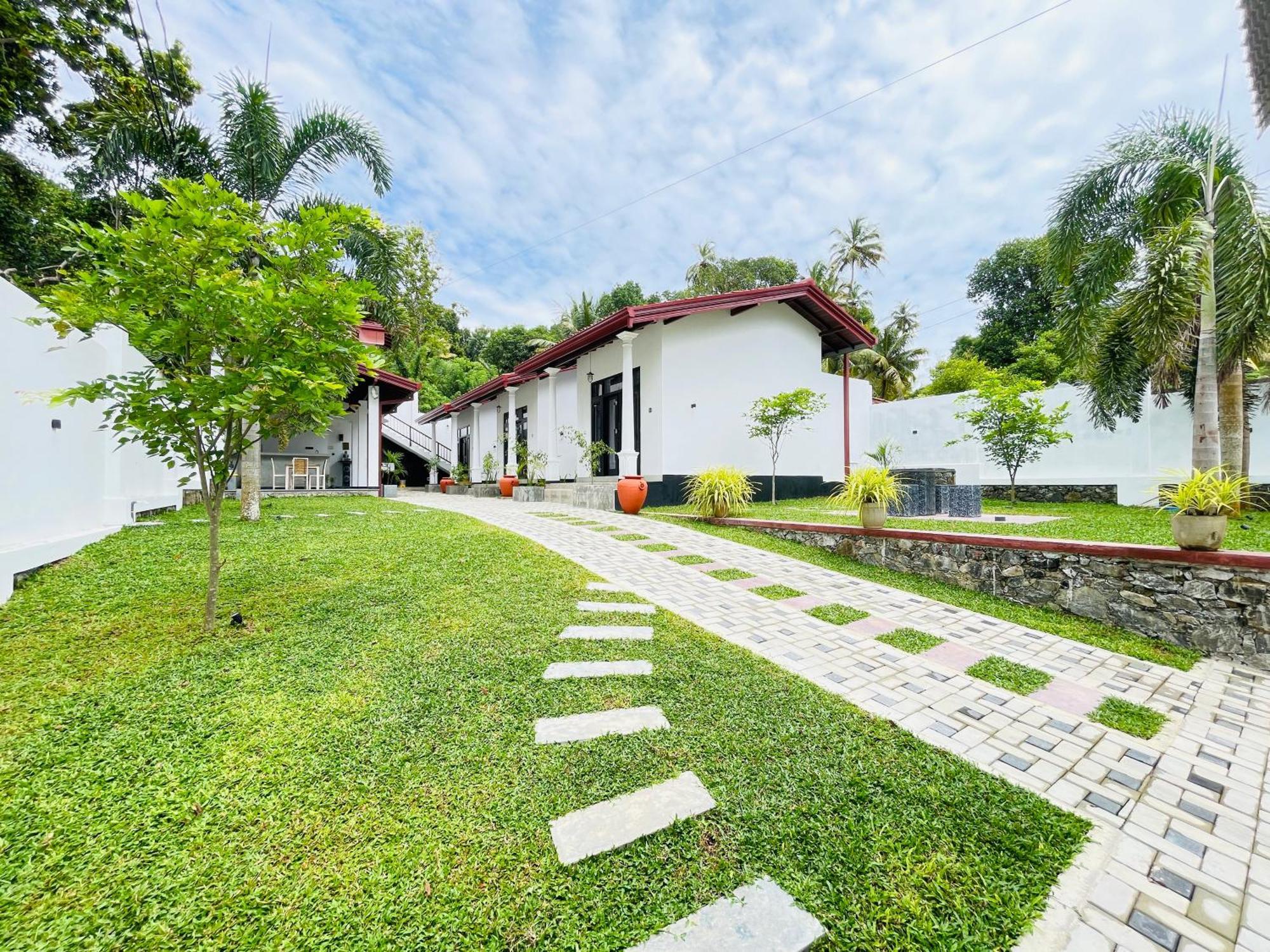 Thara Inn Villa Dikwella Extérieur photo